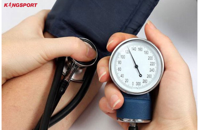 Bệnh cao huyết áp có nguy hiểm không?
